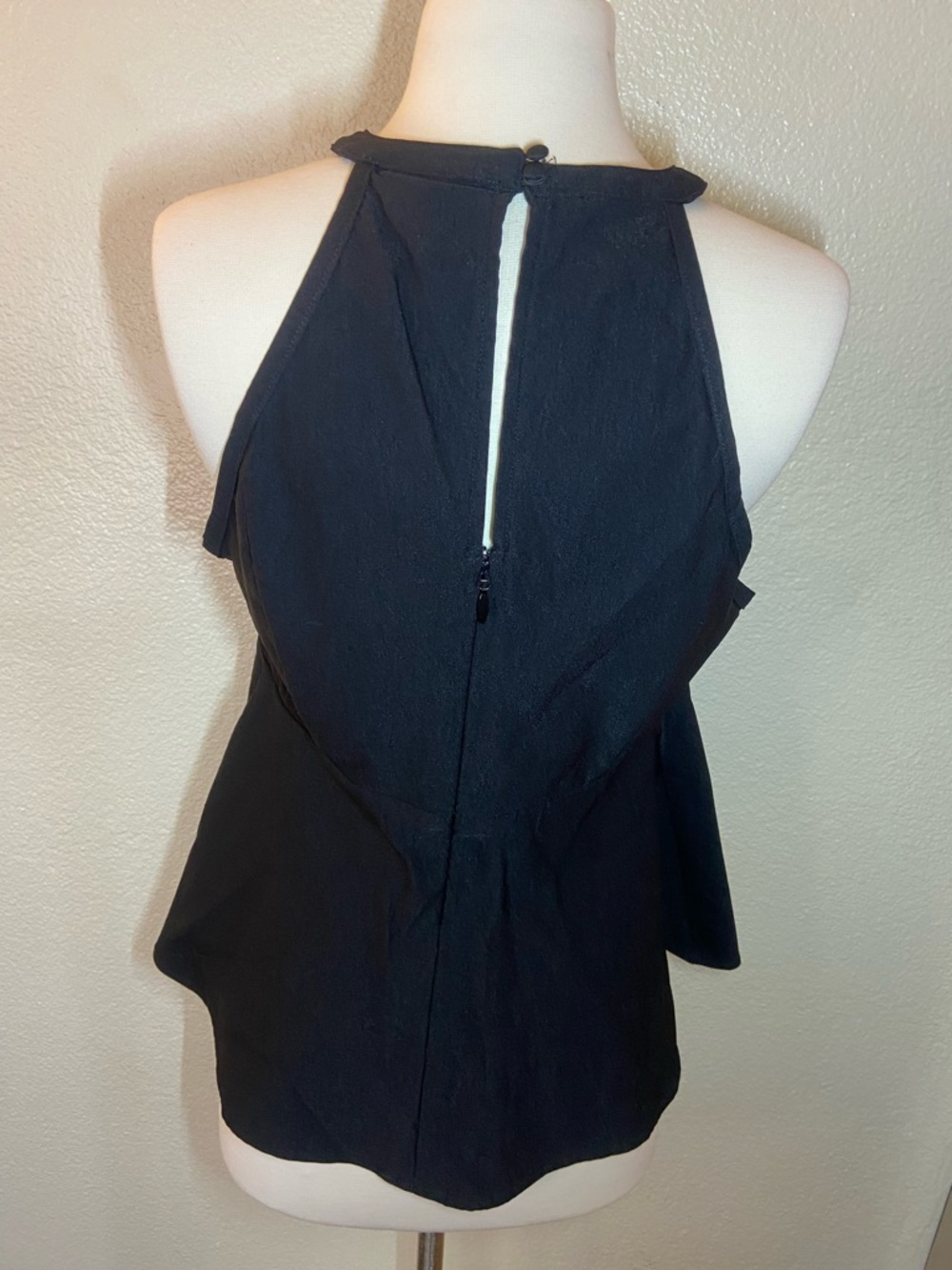 Torrid Caged High Neck
Peplum Top in black. Size:00(M) - Picture 11 of 11